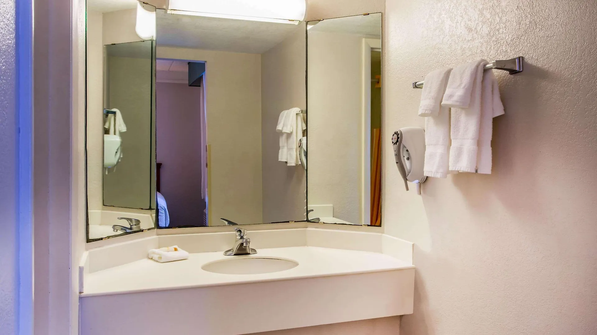 La Quinta Inn By Wyndham Norfolk Virginia Beach