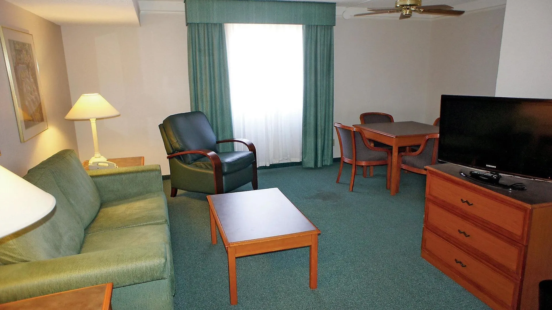 *** Hotel La Quinta Inn By Wyndham Norfolk Virginia Beach États-Unis