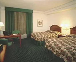 *** Hotel La Quinta Inn By Wyndham Norfolk Virginia Beach États-Unis